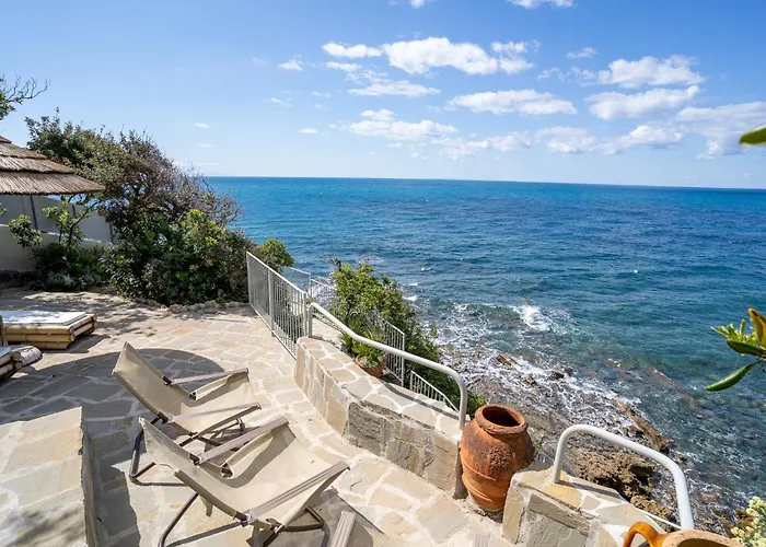 Sunset View Villa *